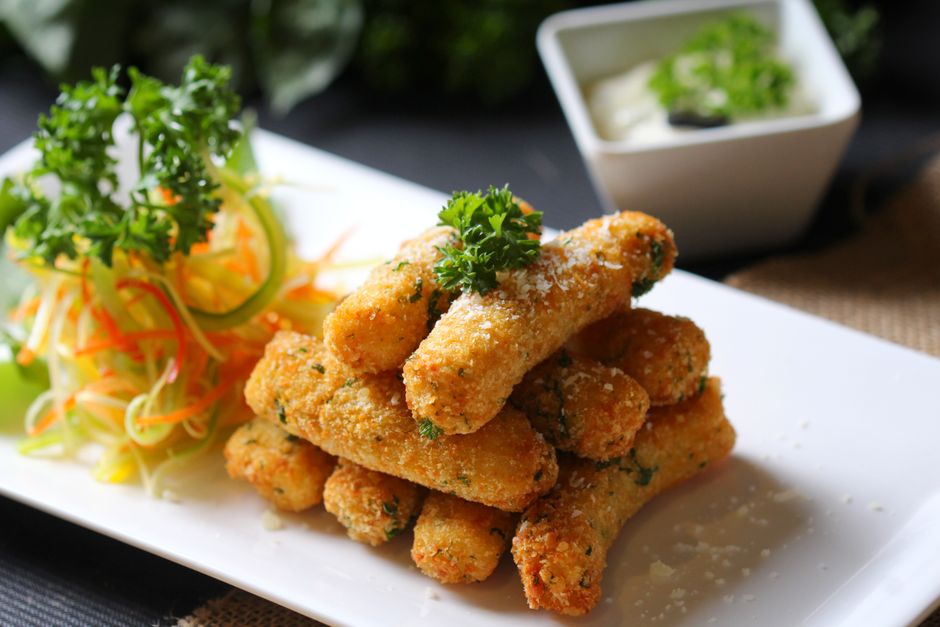 Palitos de Legumes com Pasta de Ricota e Ervas